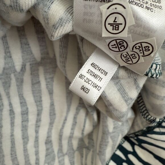 Chico's Marker Everyday Tee Women's Size 1 Medium 3/4 Sleeve Peacock Teal Pima - Picture 8 of 11